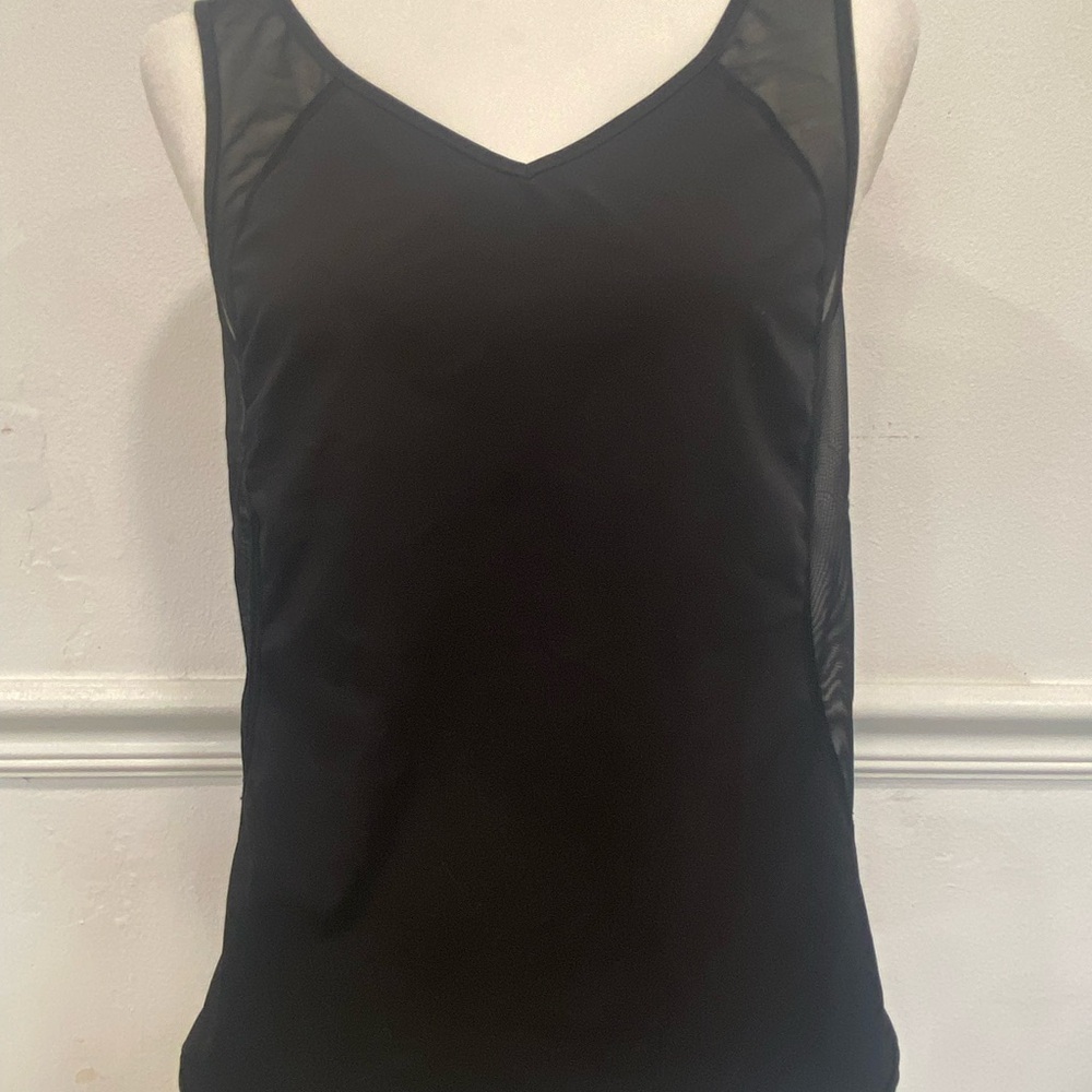 Lululemon black tank top
